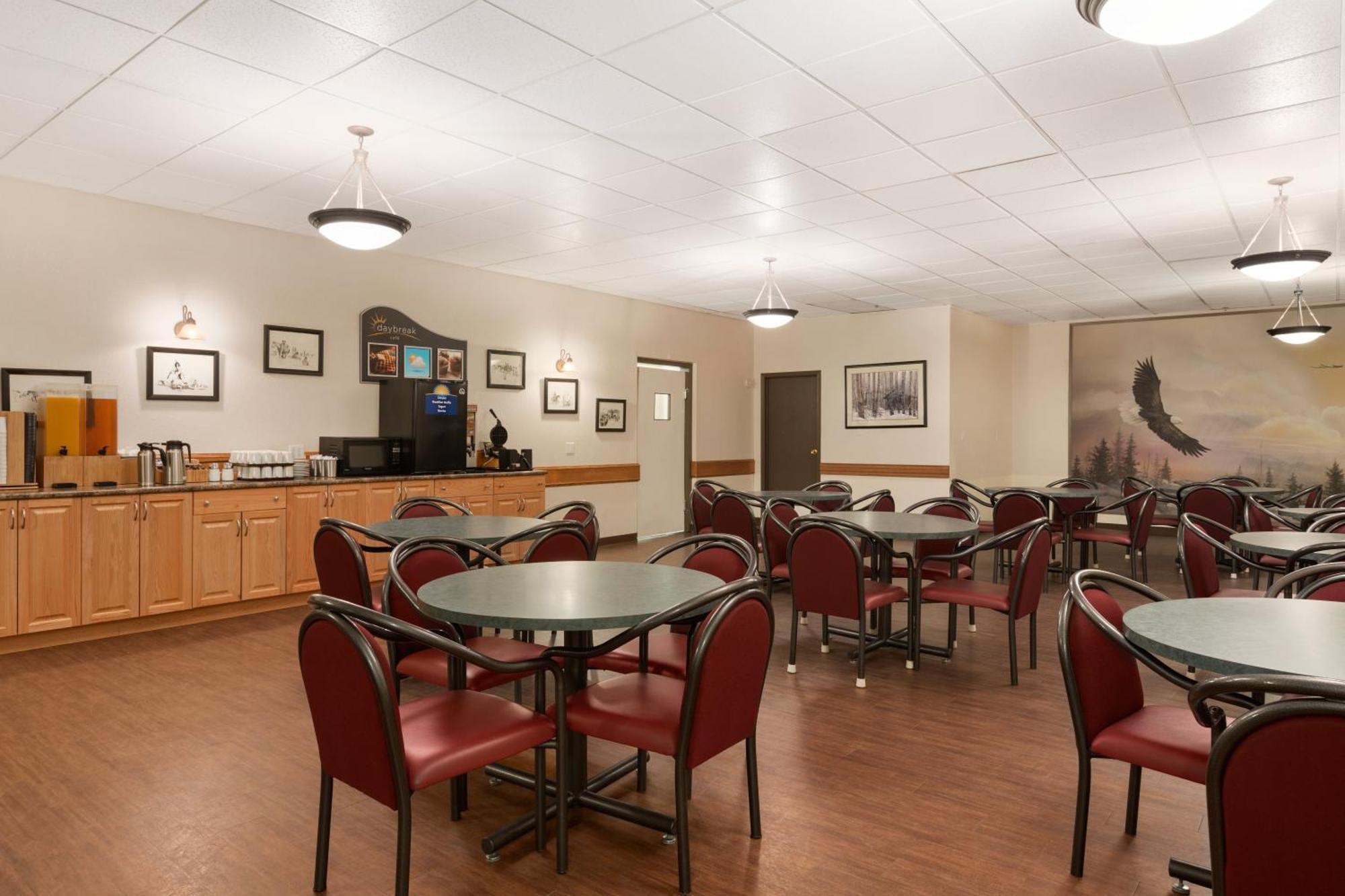 High Prairie Inn Экстерьер фото